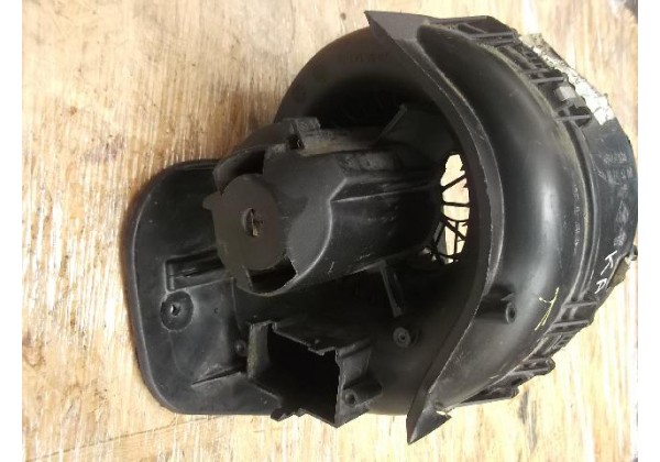 Моторчик пічки без кондиціонера до 2003 Renault Kangoo, 8200039211*